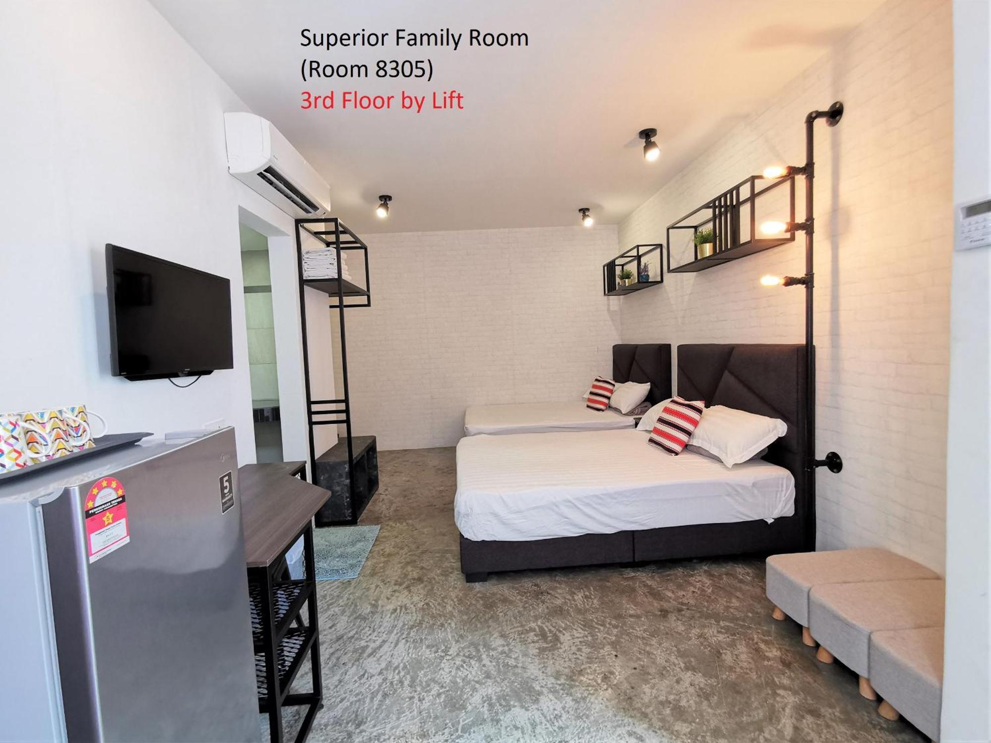 Mwv Family Suite Room มัวร์ ภายนอก รูปภาพ