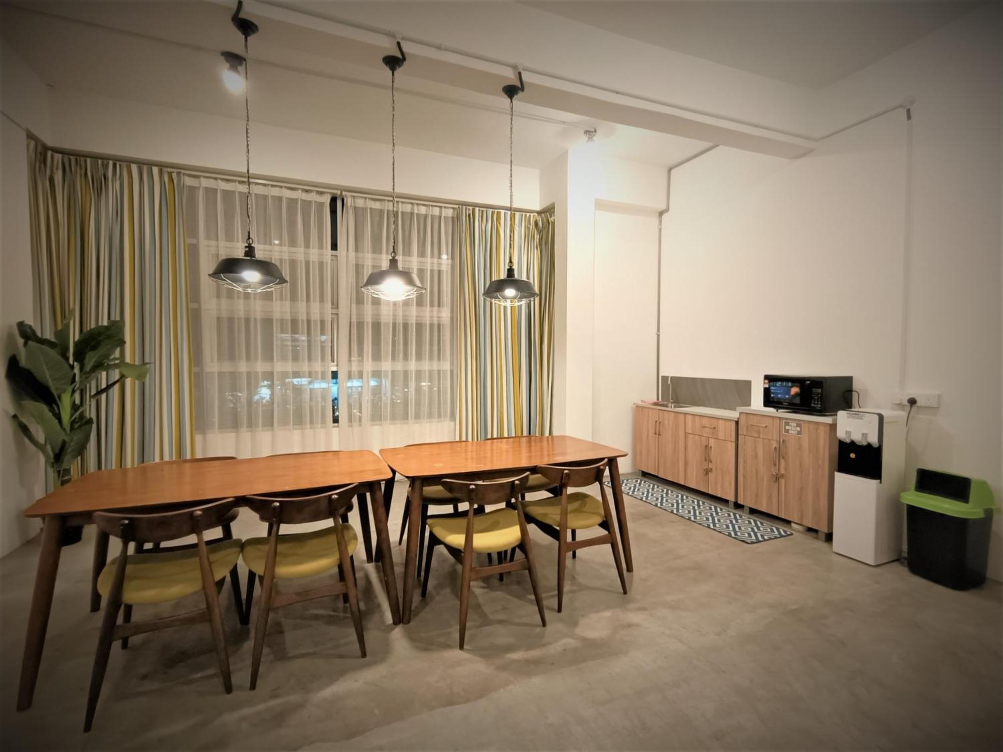 Mwv Family Suite Room มัวร์ ภายนอก รูปภาพ