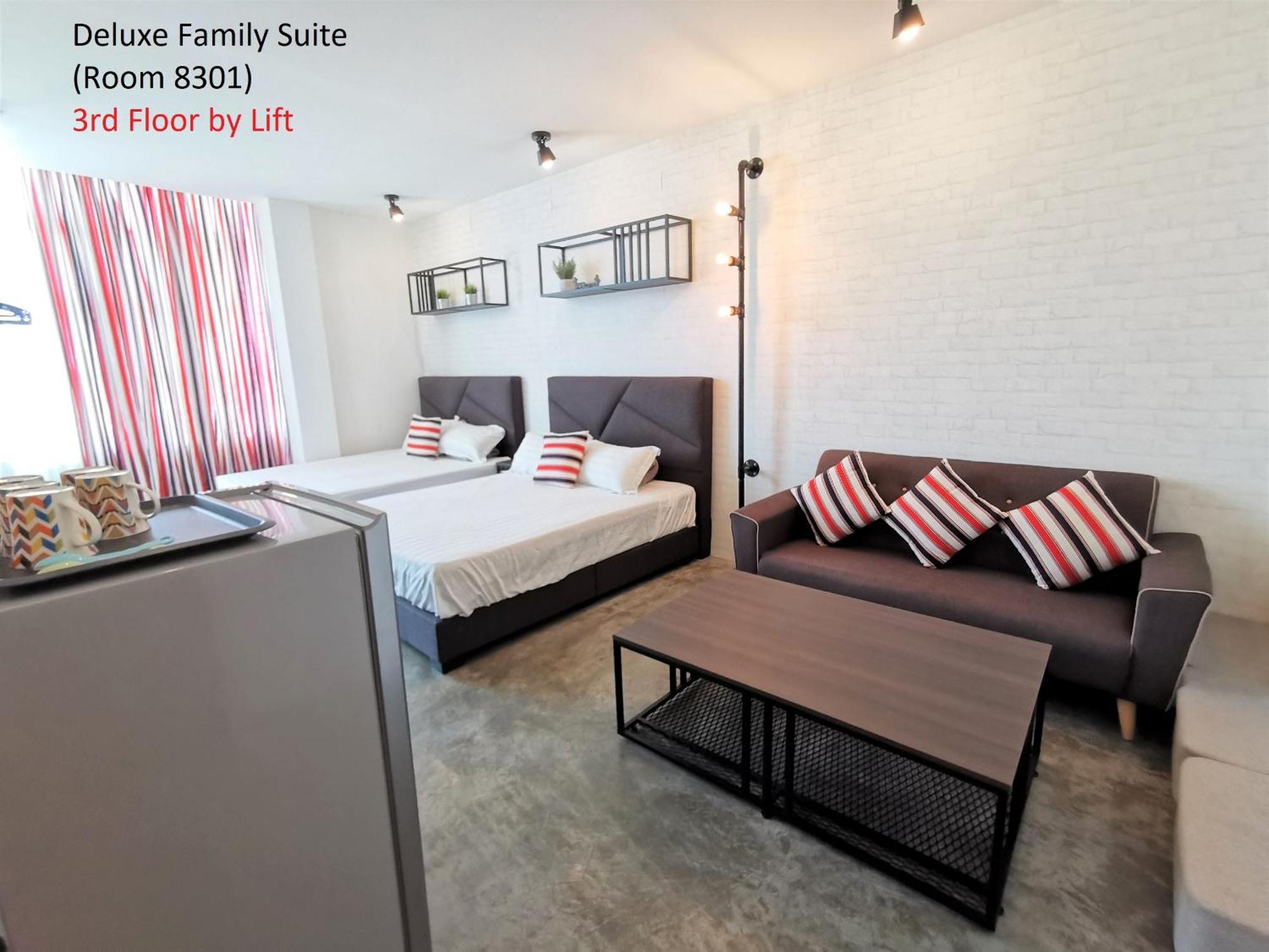 Mwv Family Suite Room มัวร์ ภายนอก รูปภาพ
