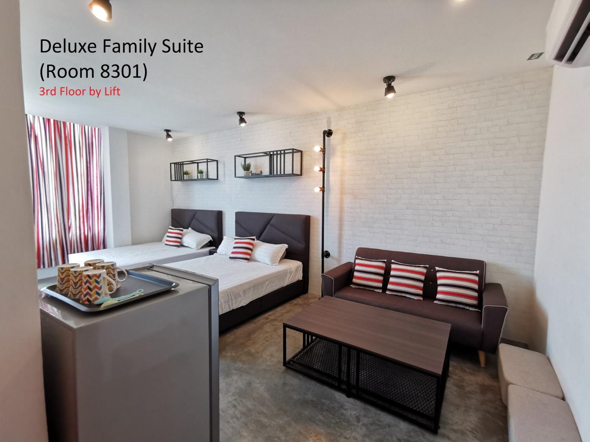 Mwv Family Suite Room มัวร์ ภายนอก รูปภาพ