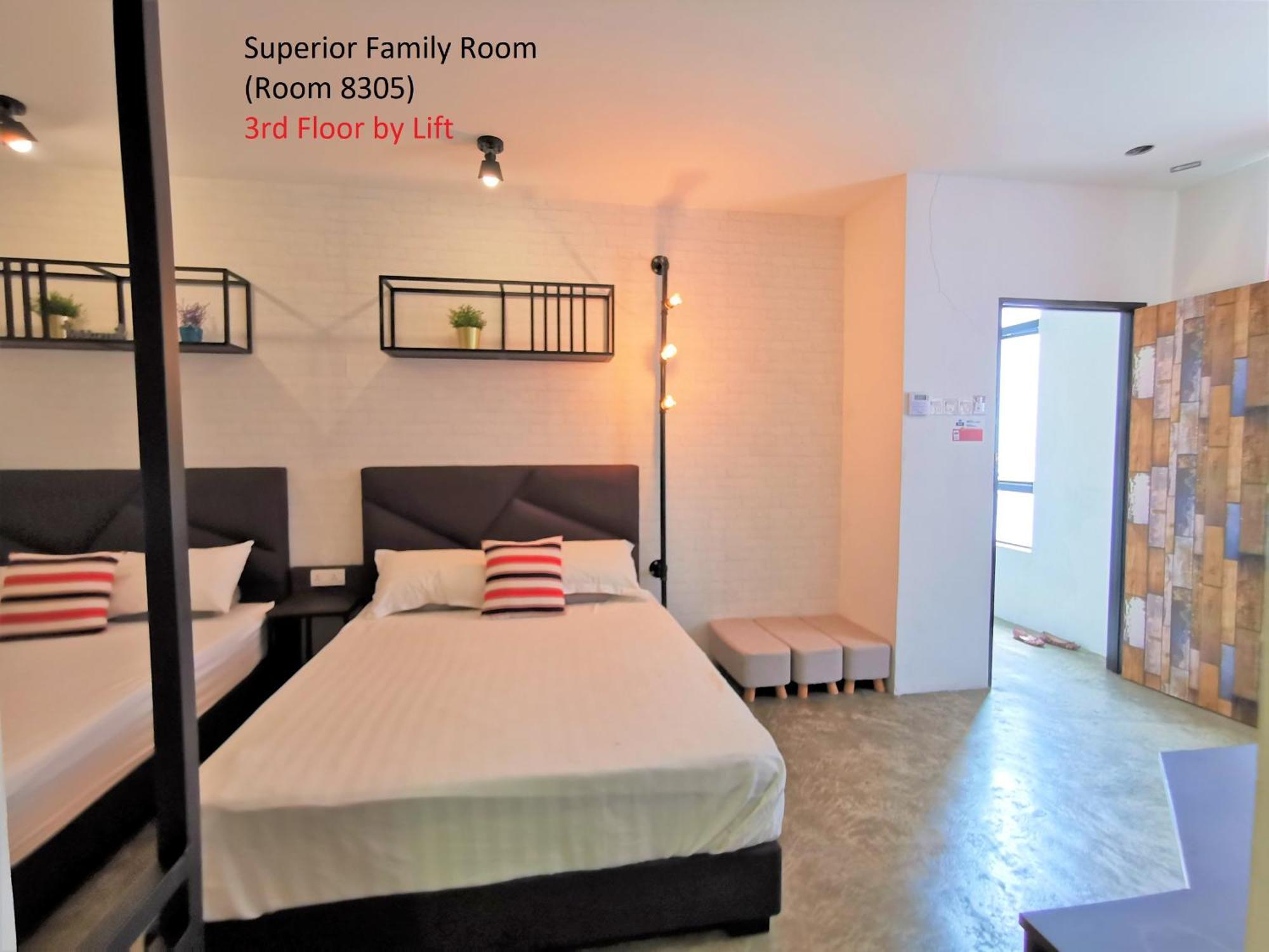 Mwv Family Suite Room มัวร์ ภายนอก รูปภาพ