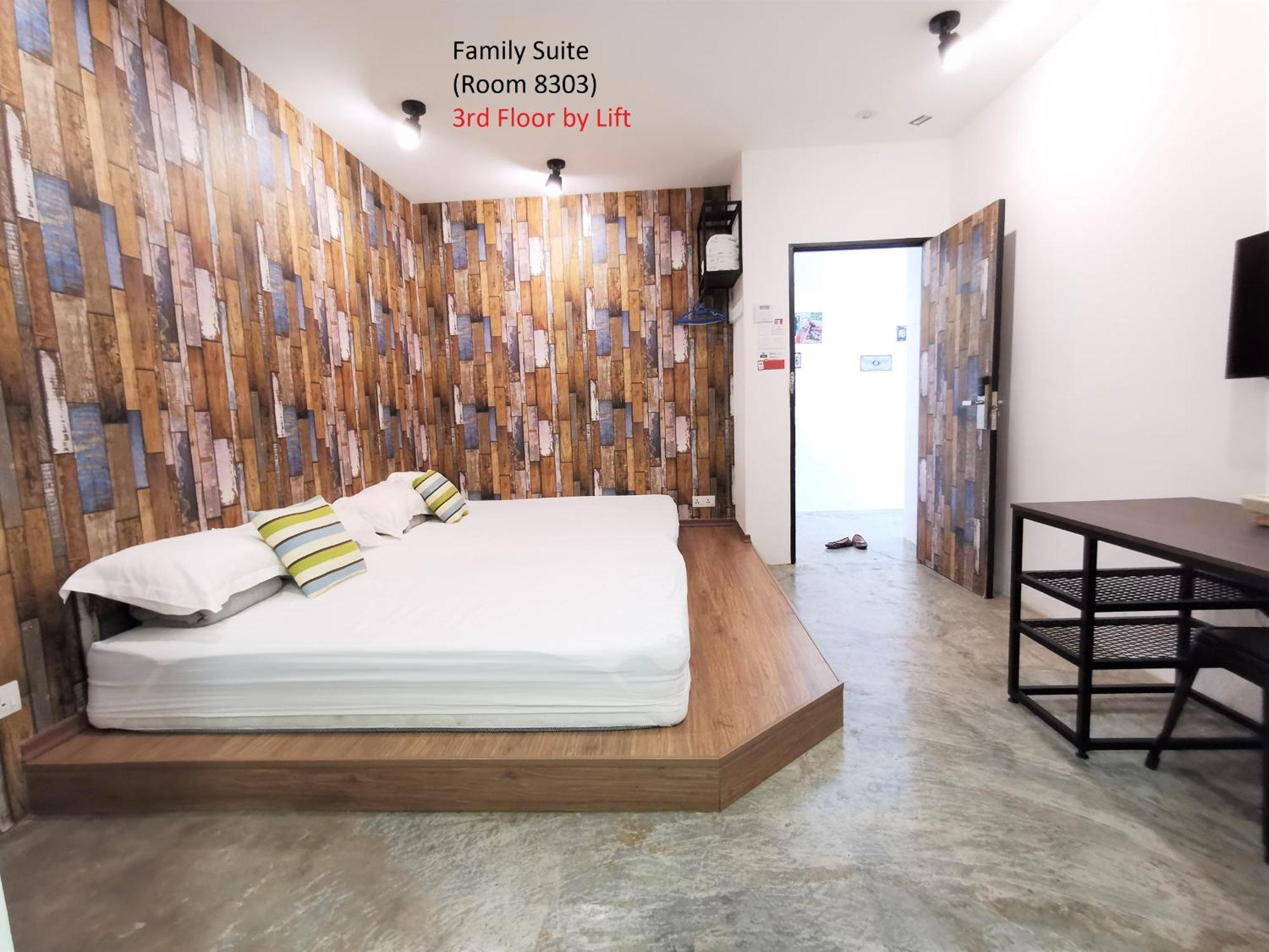 Mwv Family Suite Room มัวร์ ภายนอก รูปภาพ