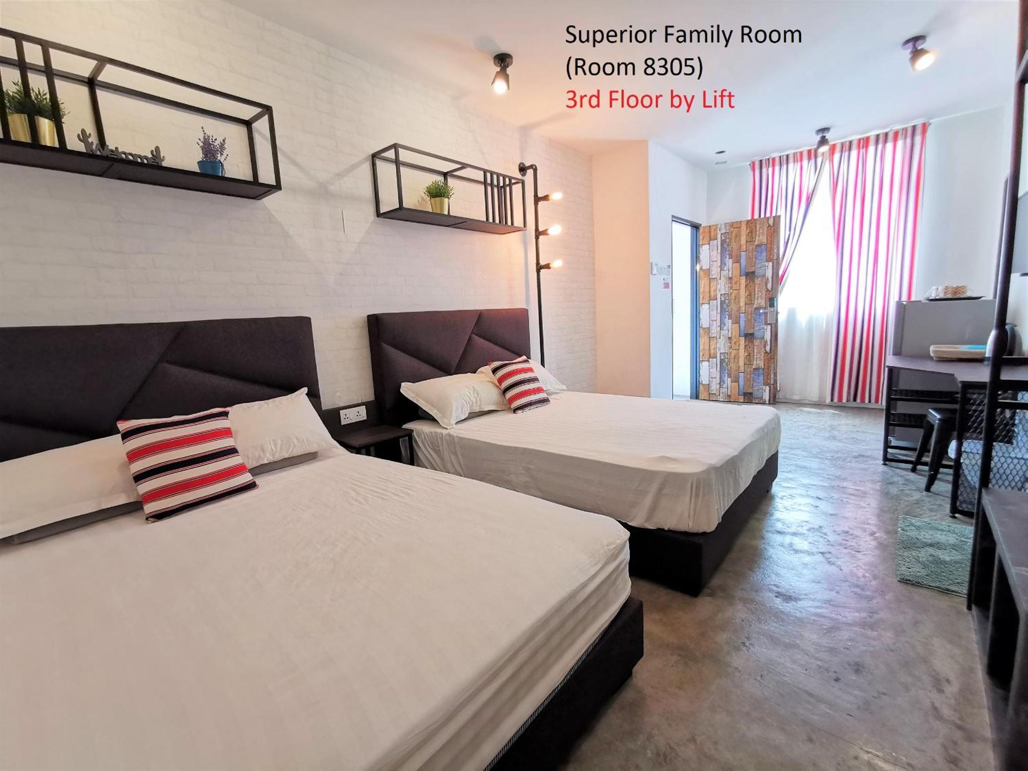 Mwv Family Suite Room มัวร์ ภายนอก รูปภาพ